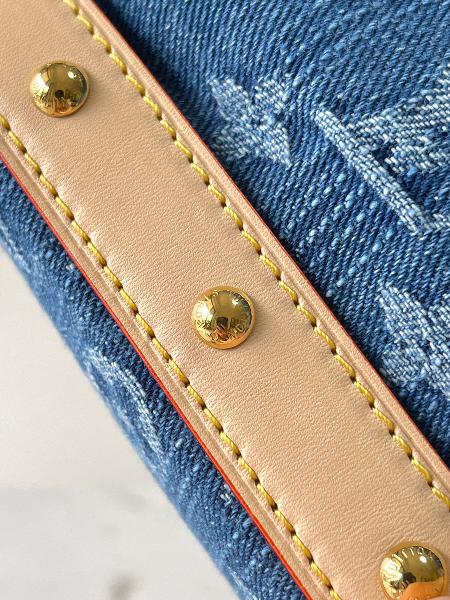 Bolso Nano Noé Louis Vuitton - Imagen 8