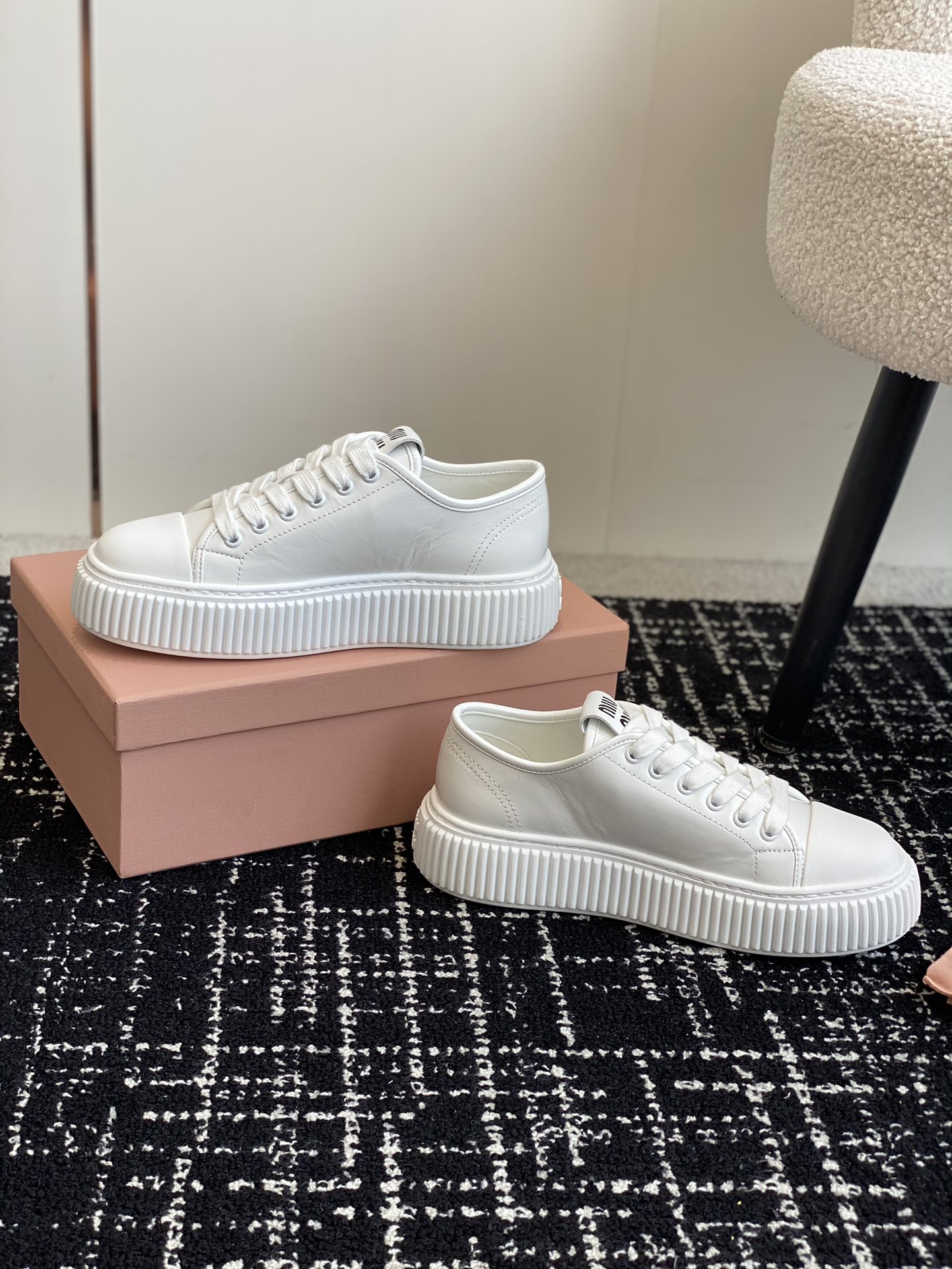 Zapatillas en piel Miu Miu - Imagen 2