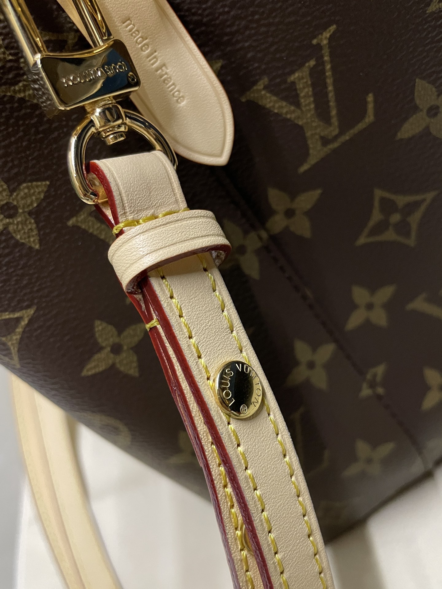 Bolso NéoNoé BB Louis Vuitton - Imagen 8