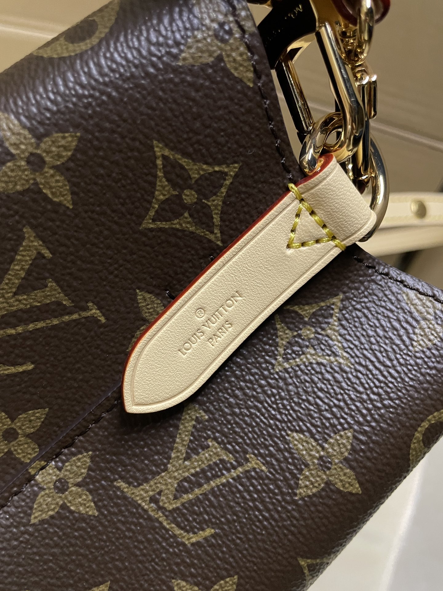 Bolso NéoNoé BB Louis Vuitton - Imagen 7