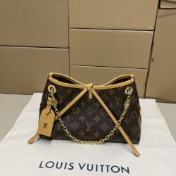 Bolso CarryAll BB Louis Vuitton