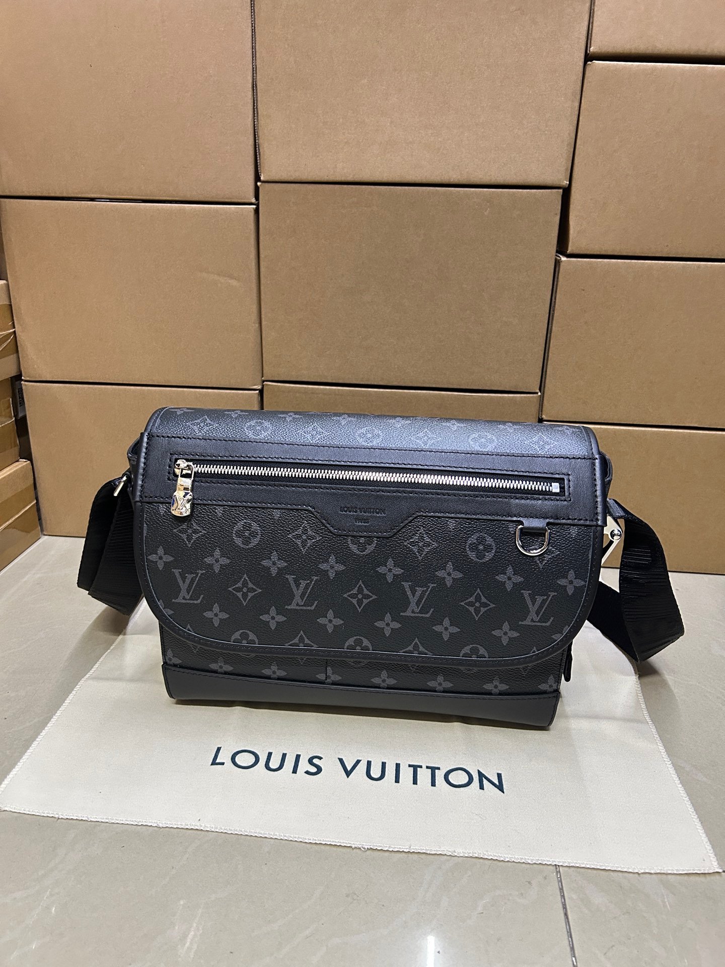 Bolso Messenger Courrier Louis Vuitton