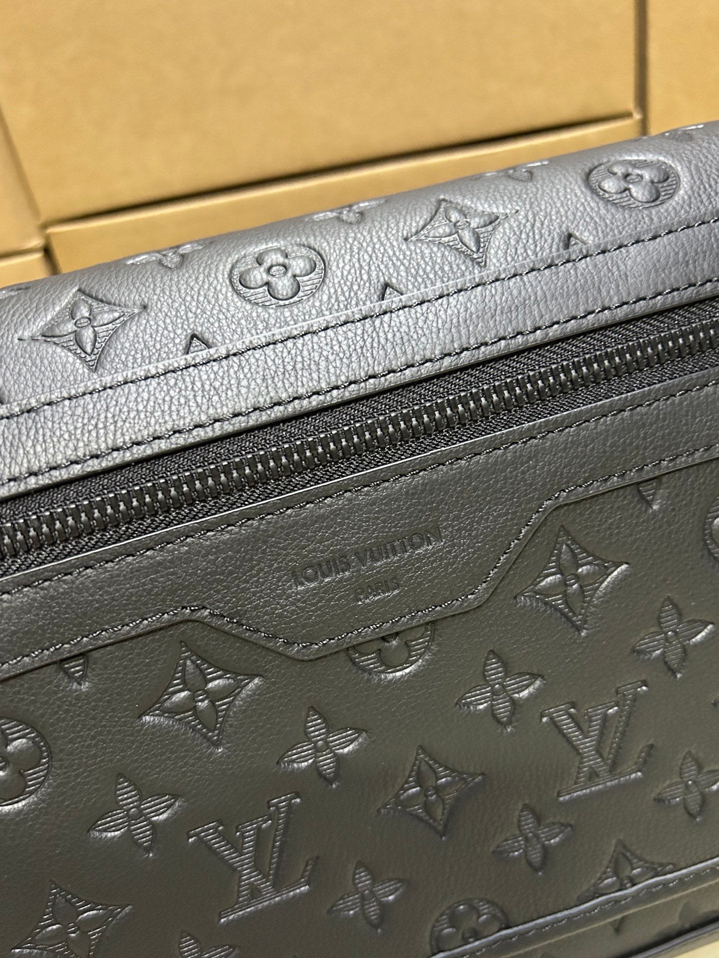 Bolso Messenger Courrier Louis Vuitton - Imagen 6