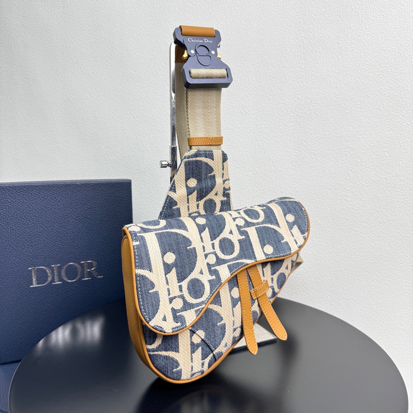Bolso Saddle Dior Hit The Road - Imagen 2