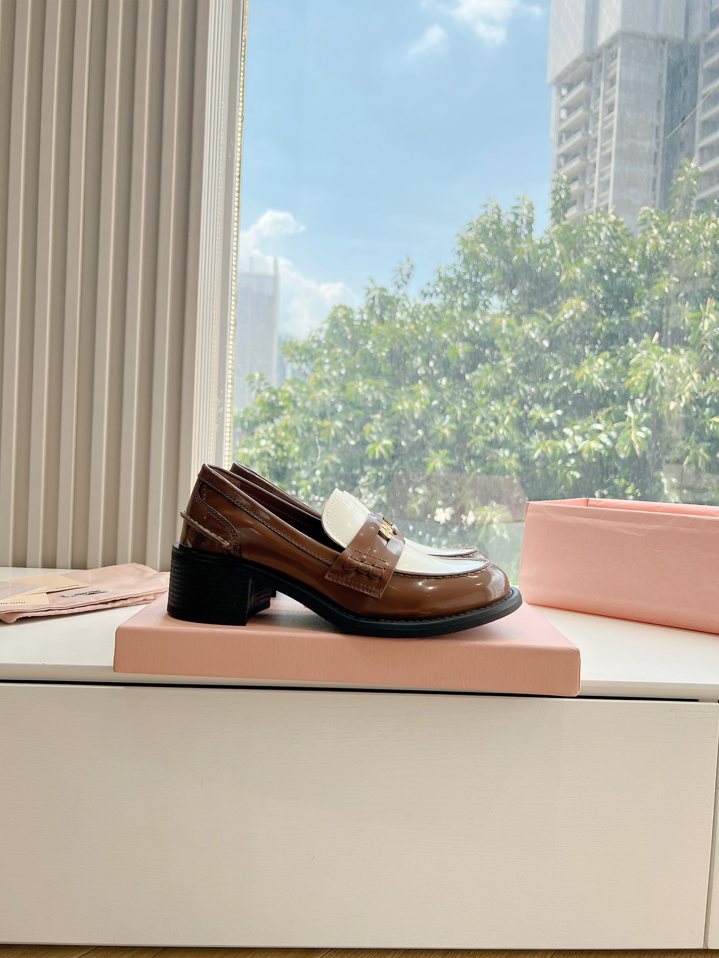 Mocasines de piel Miu Miu