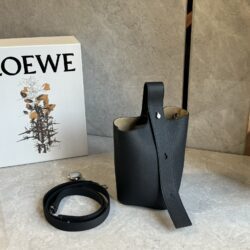 Bolso Pebble Bucket mini Loewe