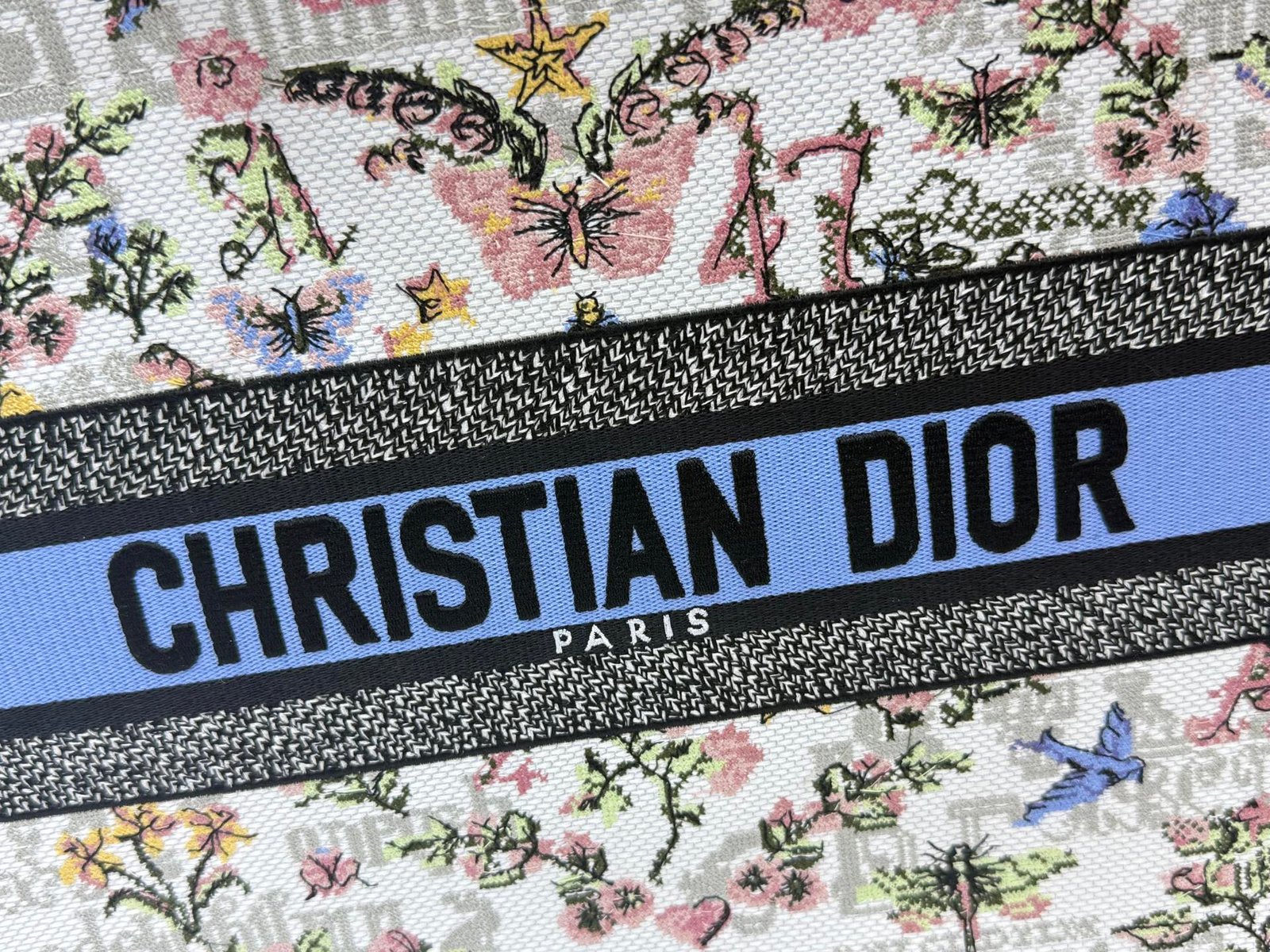 Dior Book Tote mediano con bandolera - Imagen 6