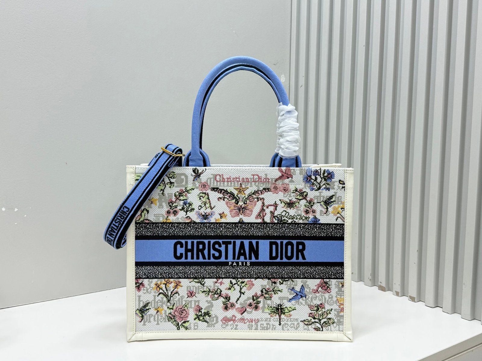 Dior Book Tote mediano con bandolera