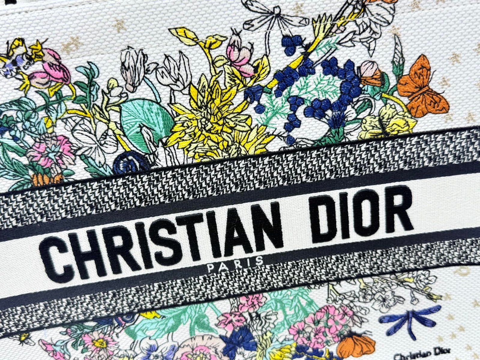 Dior Book Tote mediano con bandolera - Imagen 6
