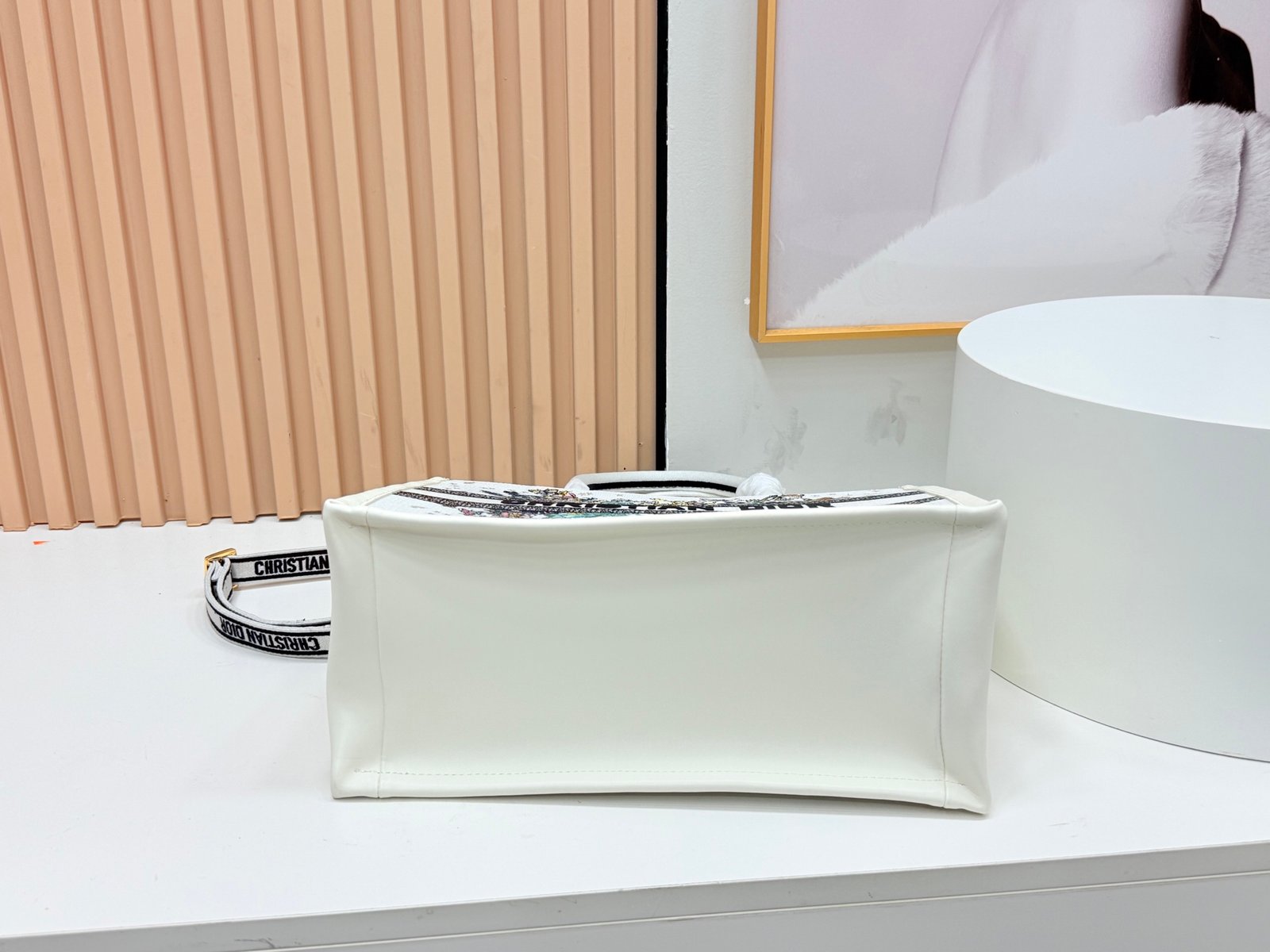 Dior Book Tote mediano con bandolera - Imagen 7