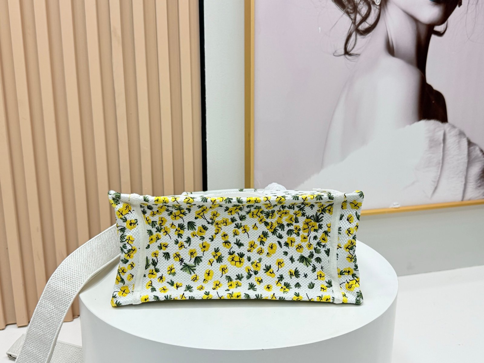 Dior Book Tote pequeño con bandolera - Imagen 5