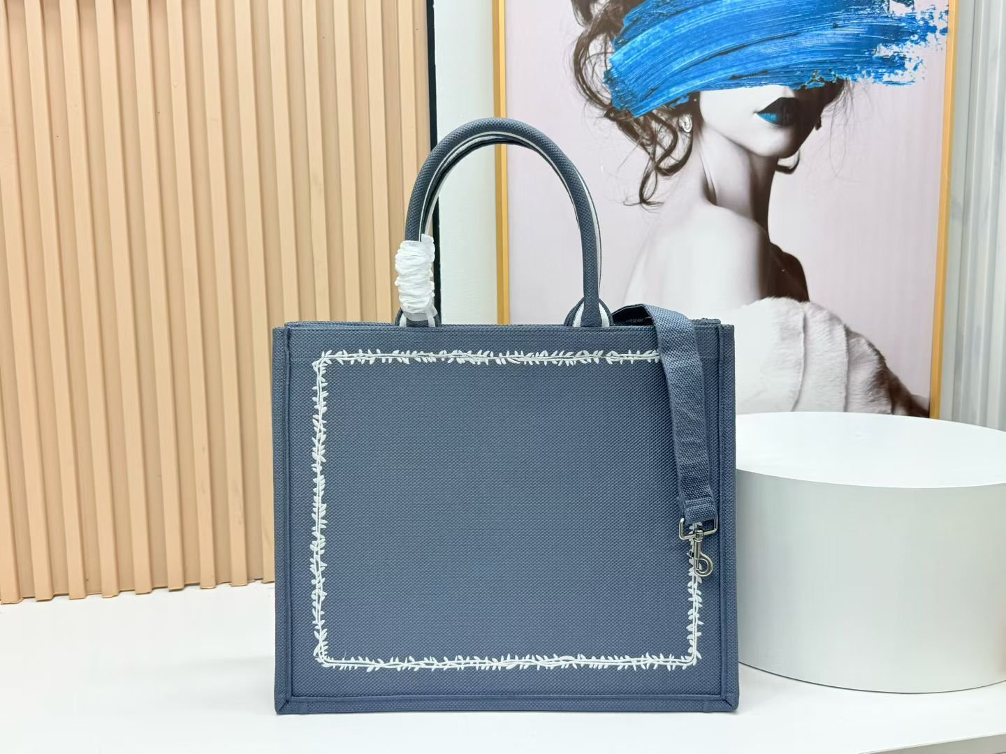 Dior Book Tote grande con bandolera - Imagen 3