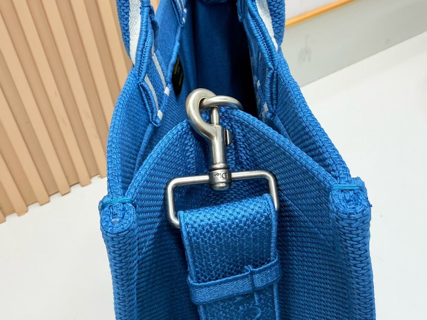Dior Book Tote grande con bandolera - Imagen 5
