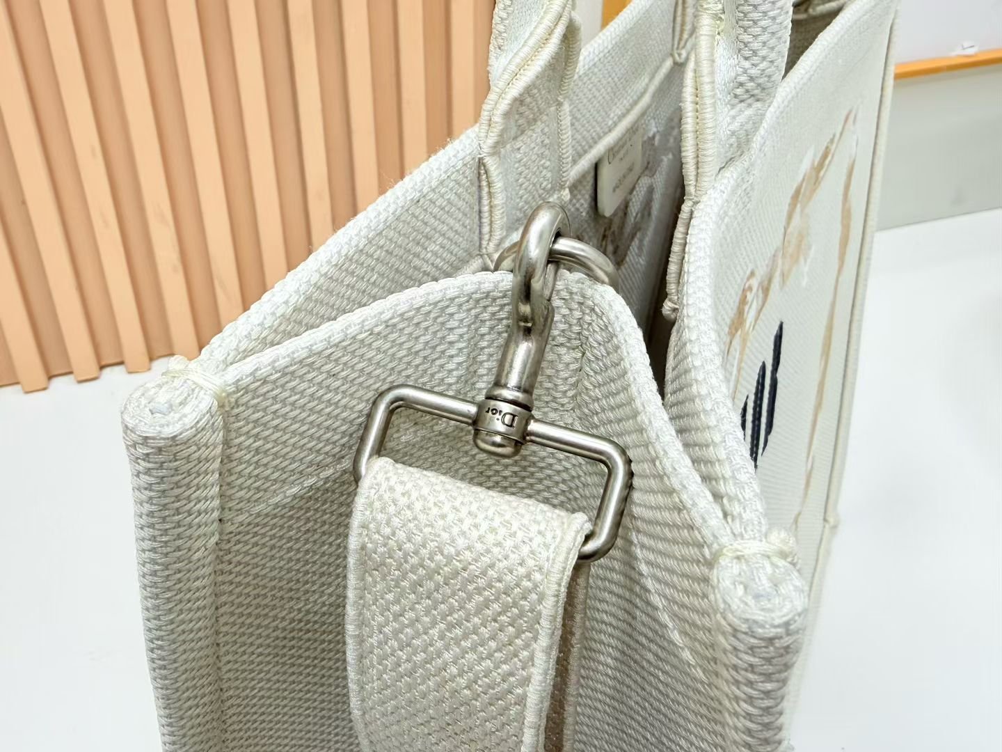 Dior Book Tote grande con bandolera - Imagen 5