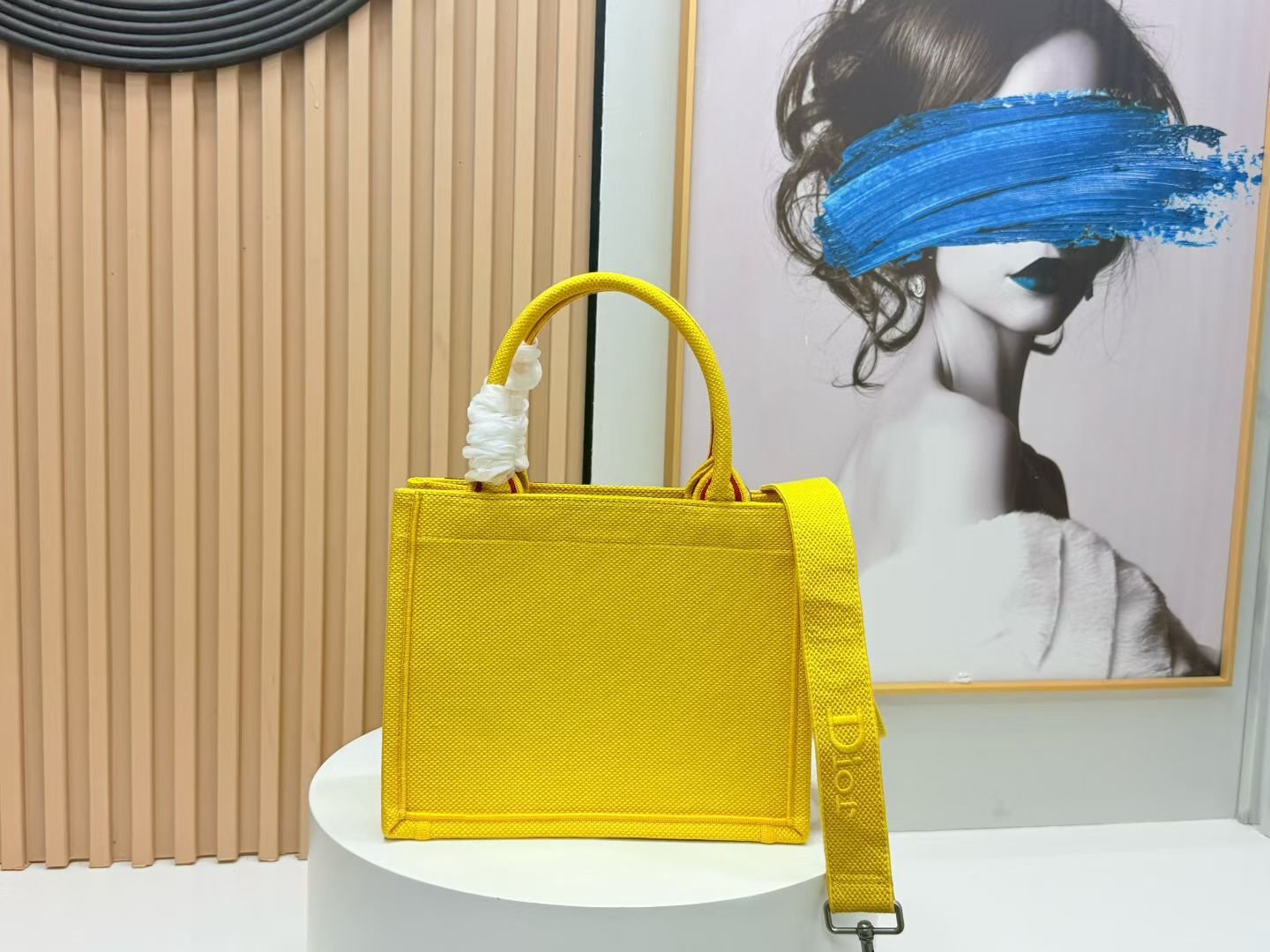Dior Book Tote pequeño con bandolera - Imagen 3