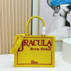 Dior Book Tote mediano con bandolera