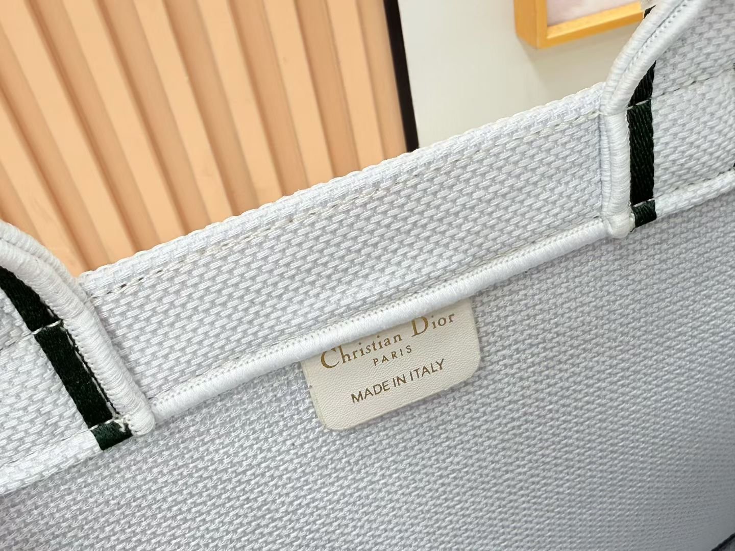 Dior Book Tote mediano con bandolera - Imagen 9