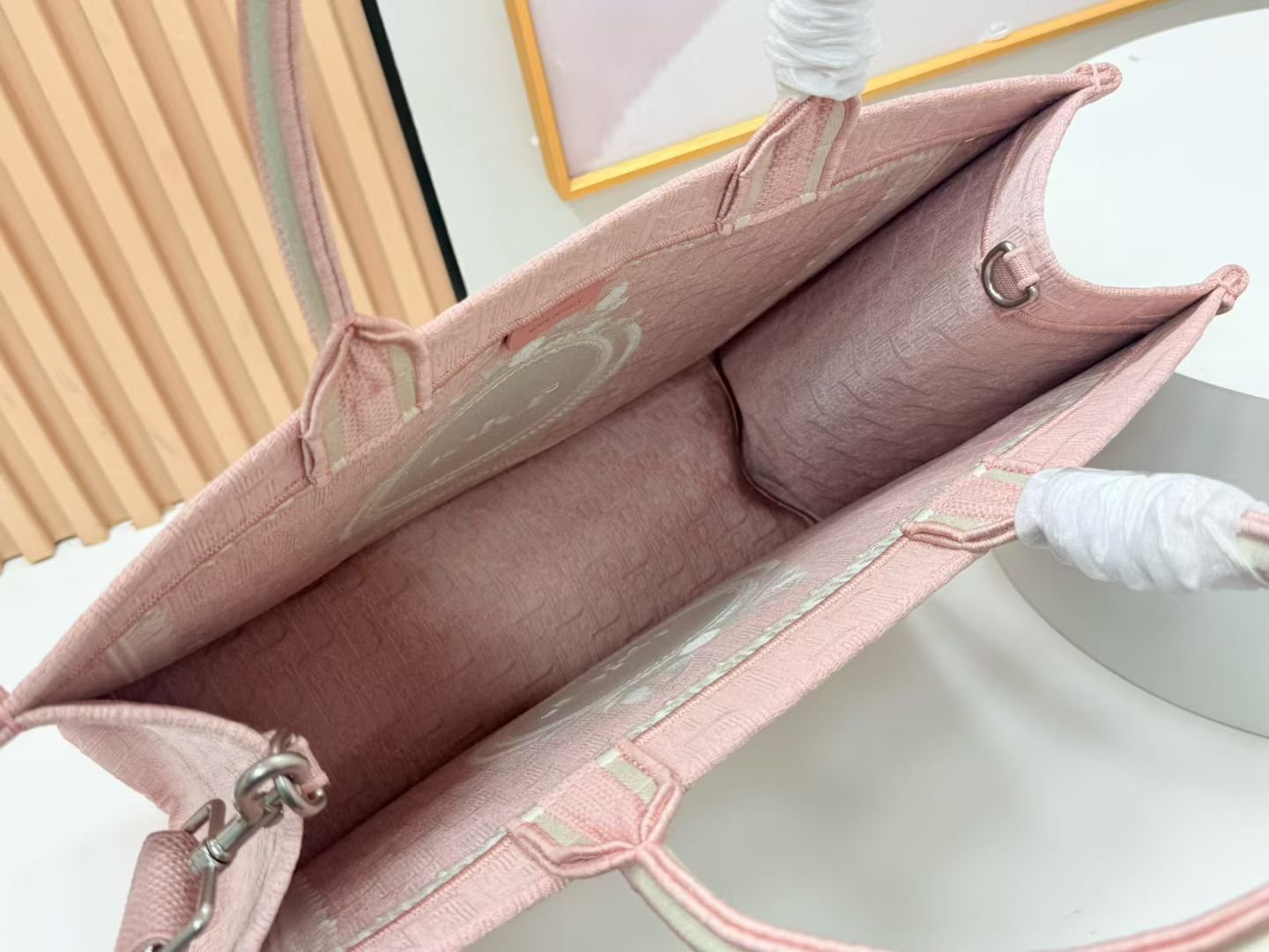 Dior Book Tote grande con bandolera - Imagen 8