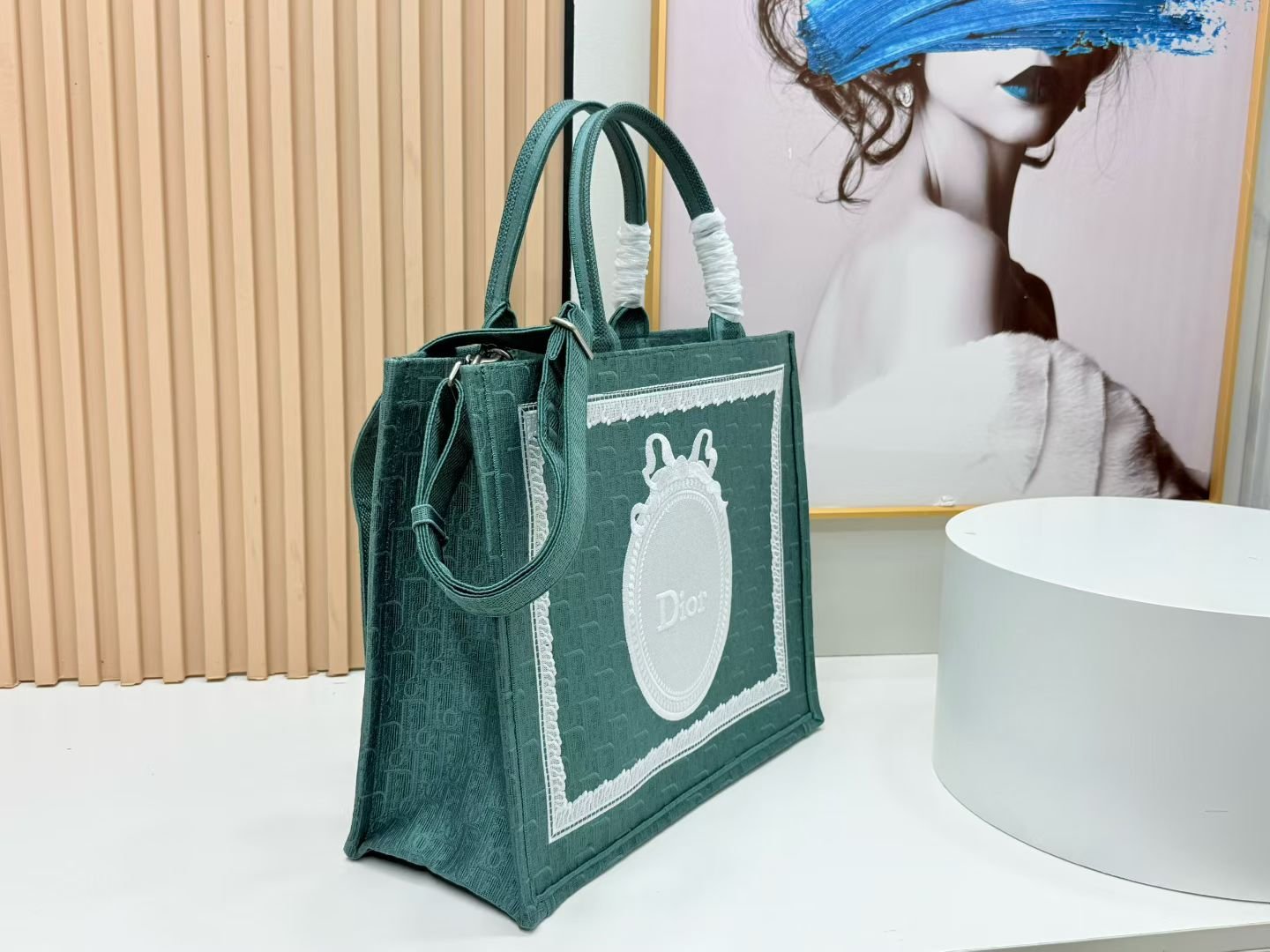 Dior Book Tote grande con bandolera - Imagen 4