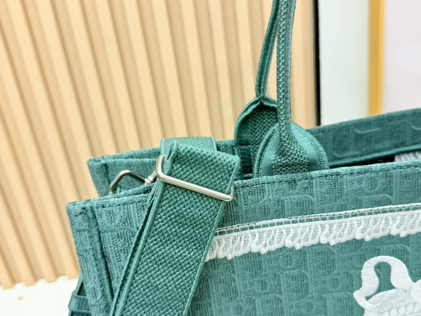 Dior Book Tote grande con bandolera - Imagen 5