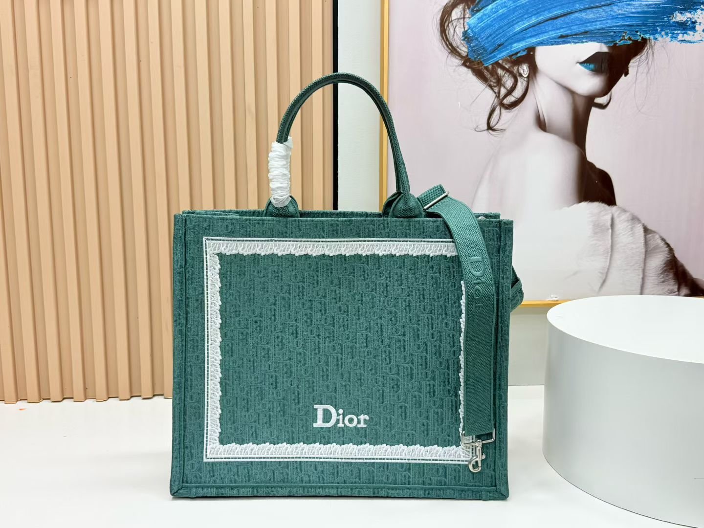 Dior Book Tote grande con bandolera - Imagen 3