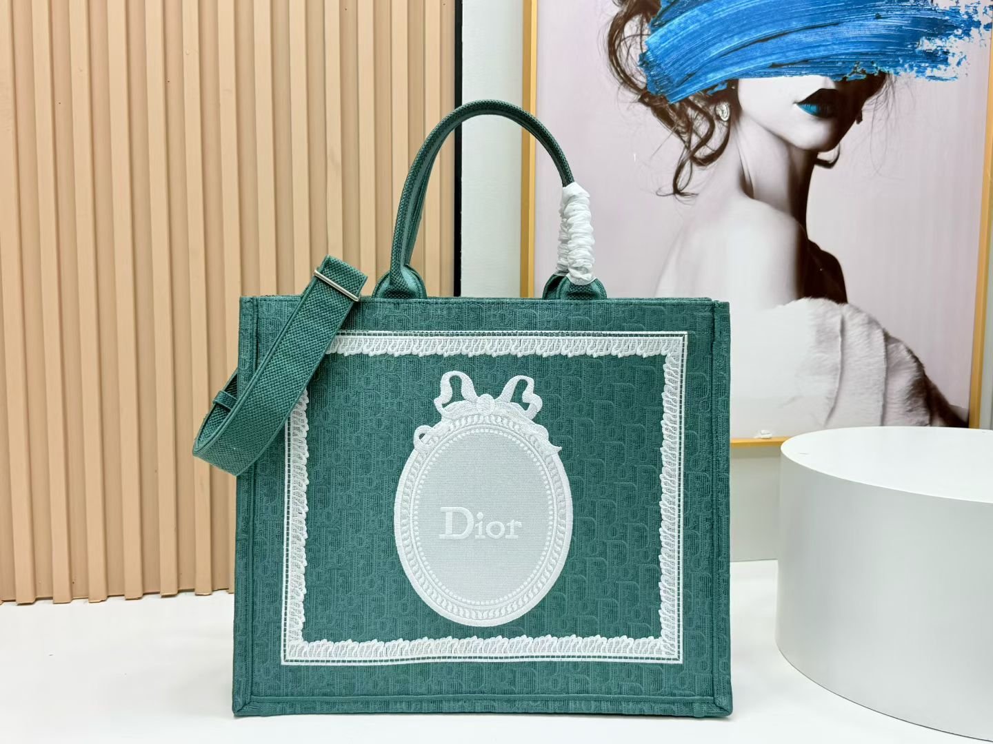 Dior Book Tote grande con bandolera