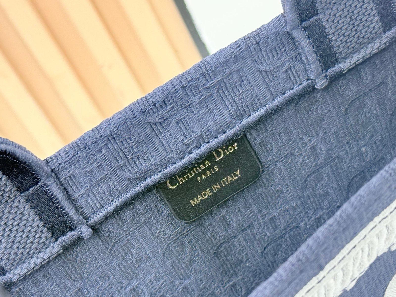 Dior Book Tote mediano con bandolera - Imagen 8