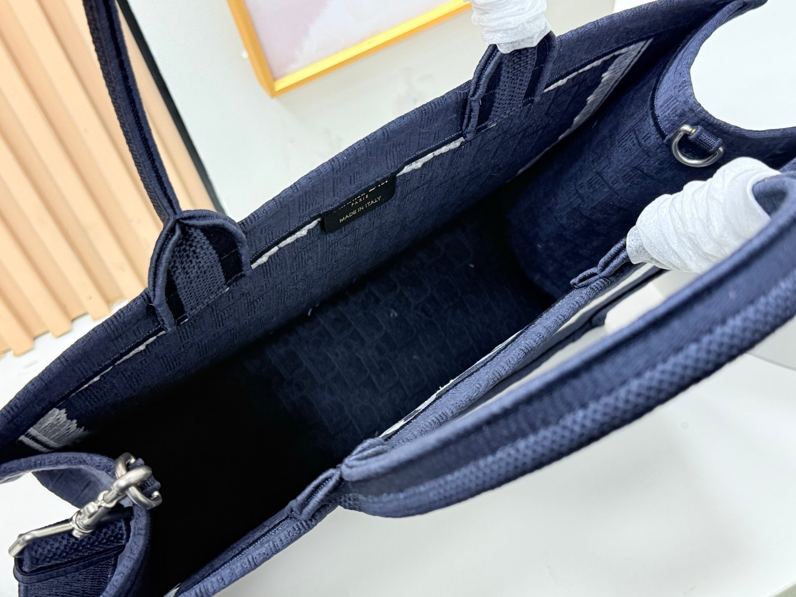 Dior Book Tote grande con bandolera - Imagen 7