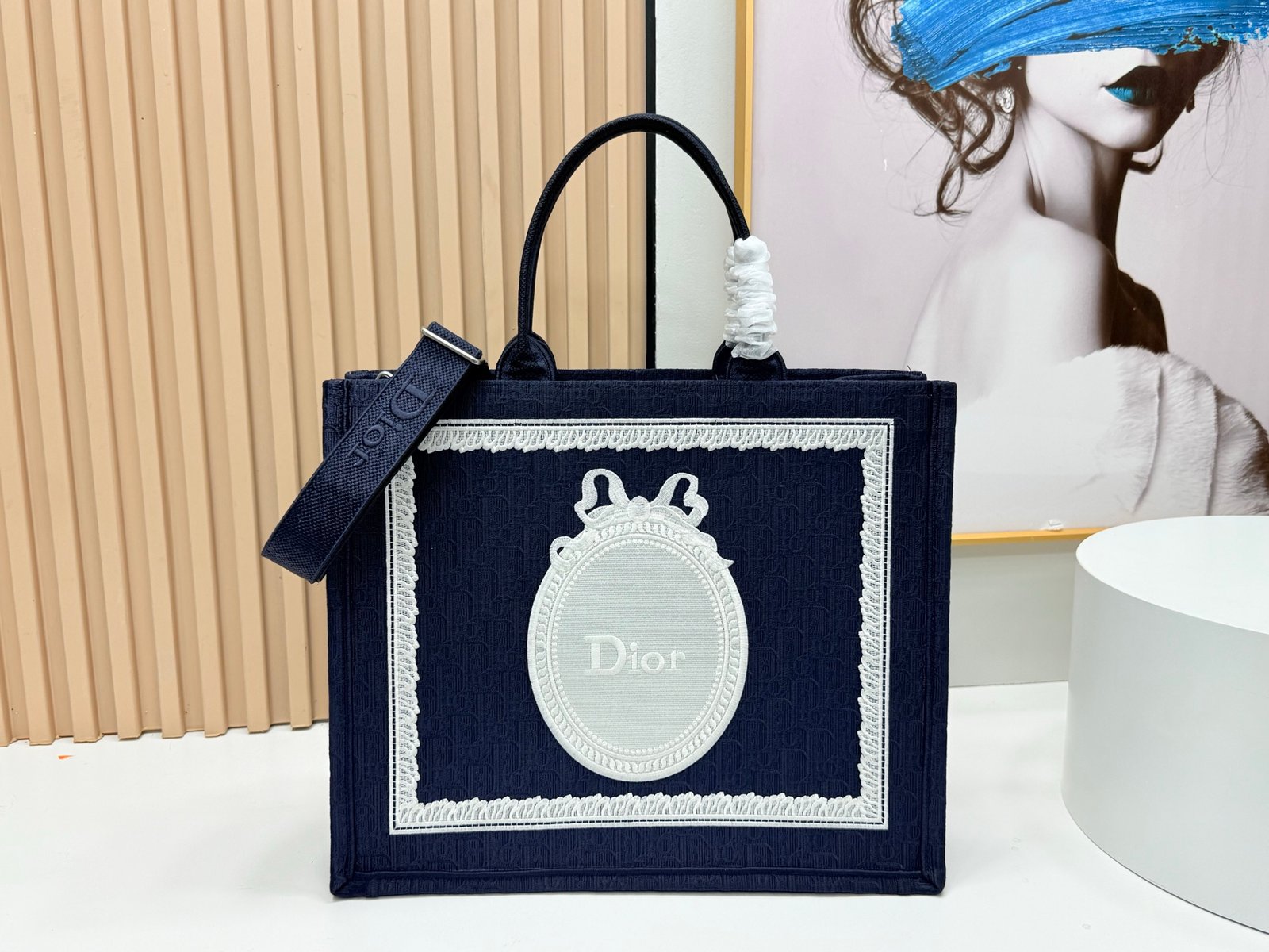 Dior Book Tote grande con bandolera