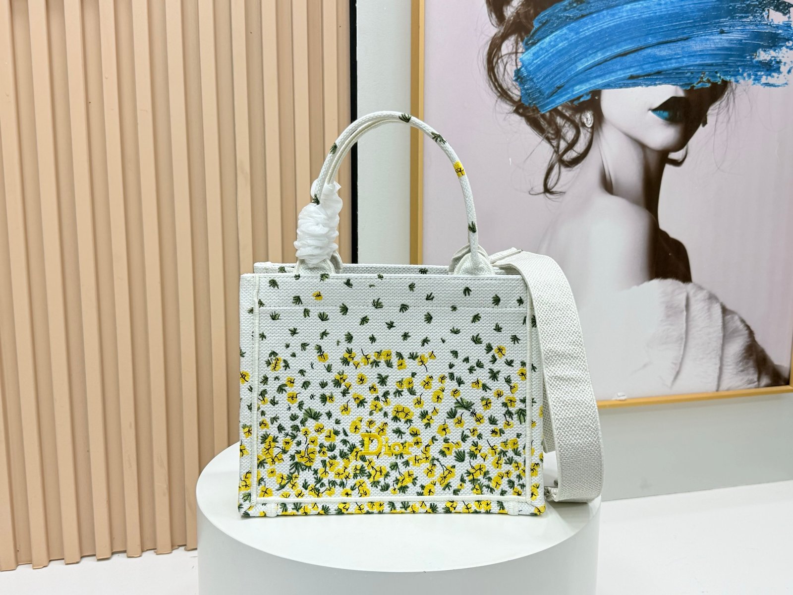 Dior Book Tote pequeño con bandolera - Imagen 3