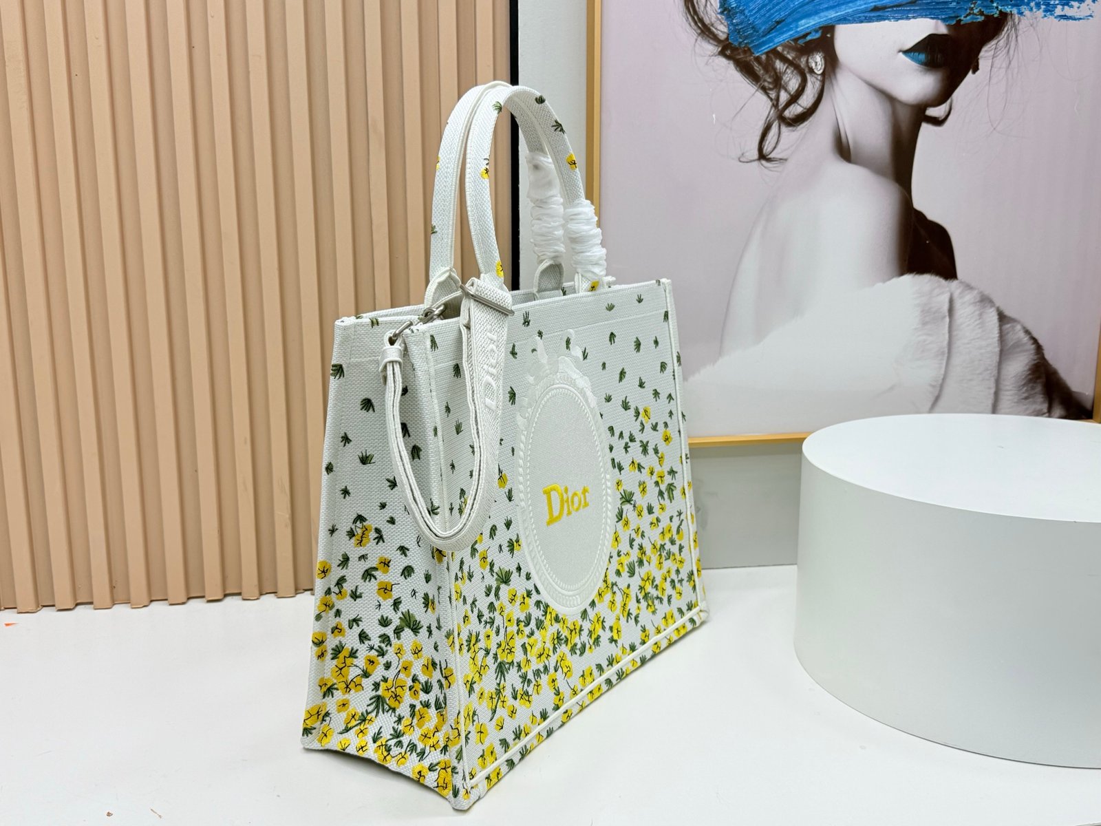 Dior Book Tote grande con bandolera - Imagen 2