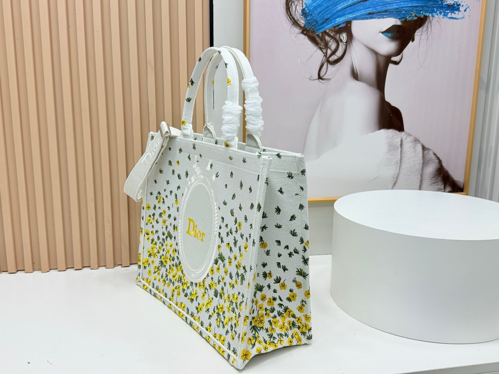 Dior Book Tote grande con bandolera - Imagen 4