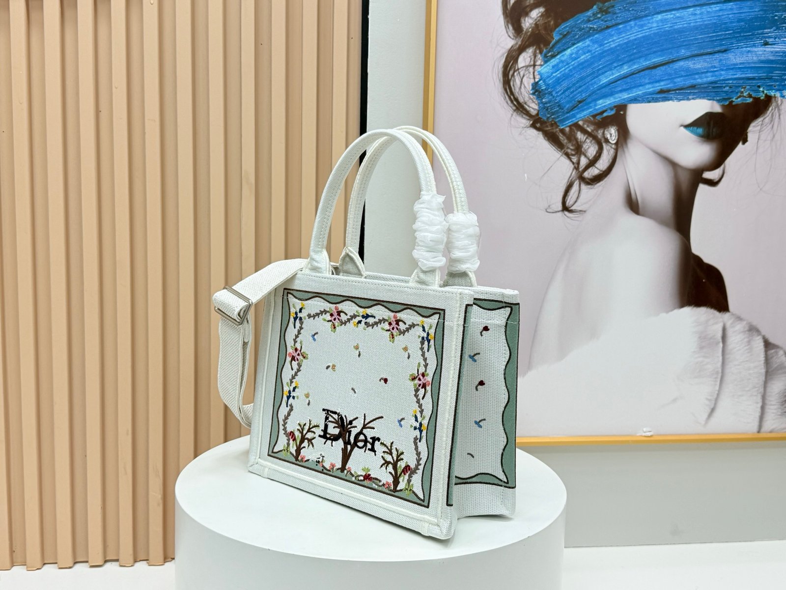 Dior Book Tote pequeño con bandolera - Imagen 4