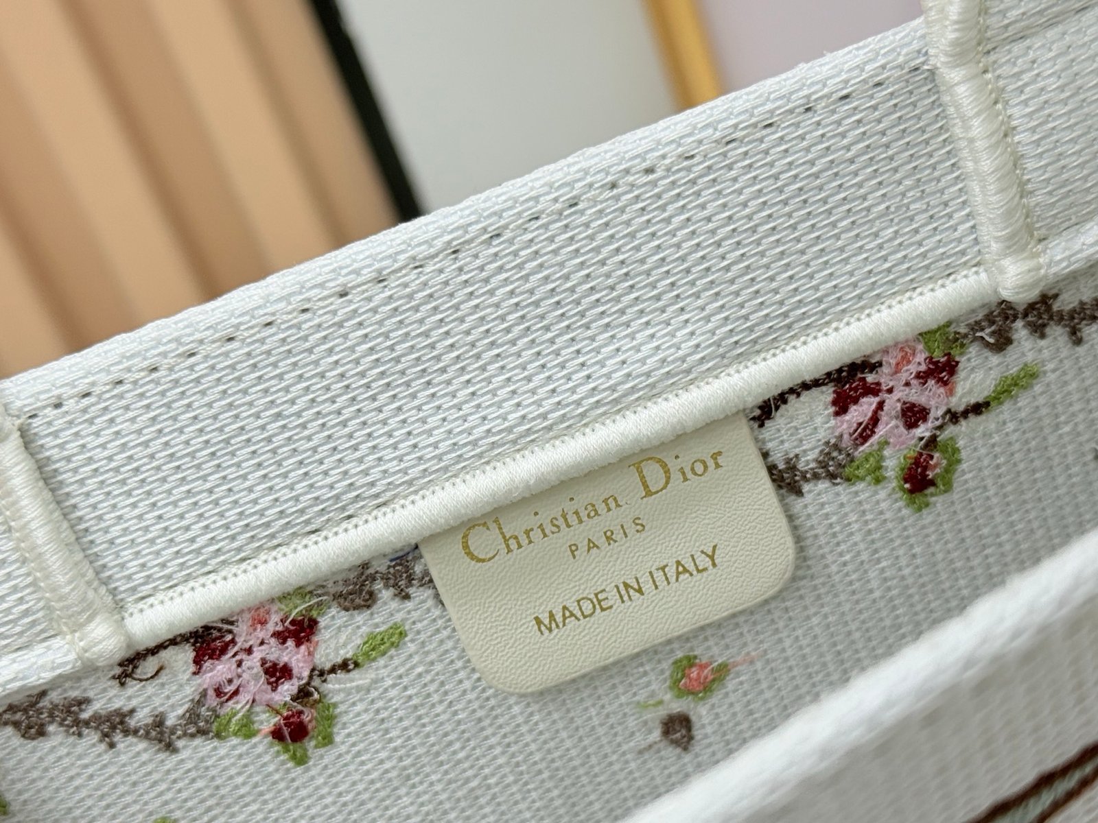 Dior Book Tote pequeño con bandolera - Imagen 9