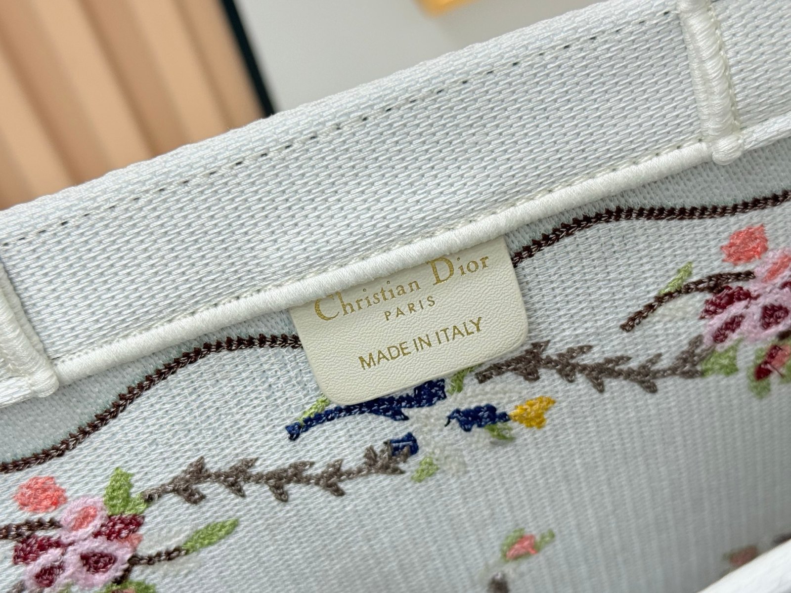 Dior Book Tote grande con bandolera - Imagen 9