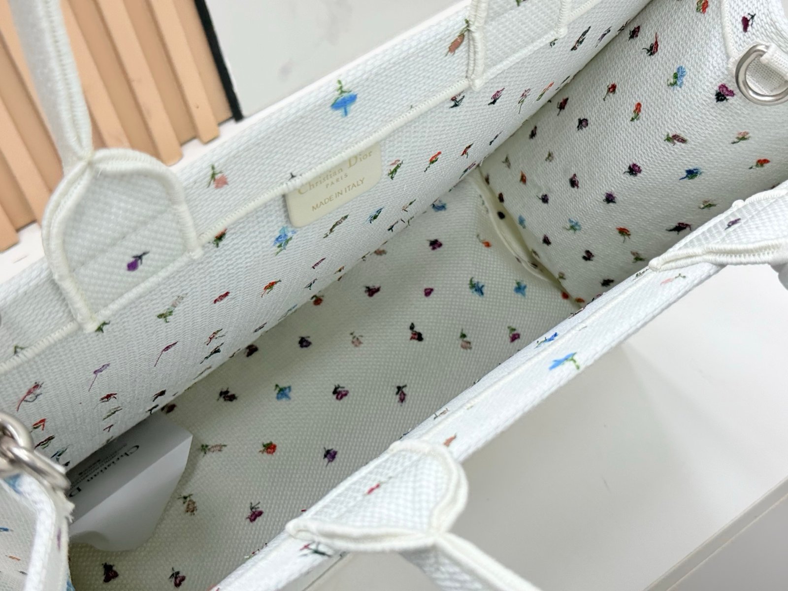 Dior Book Tote grande con bandolera - Imagen 8