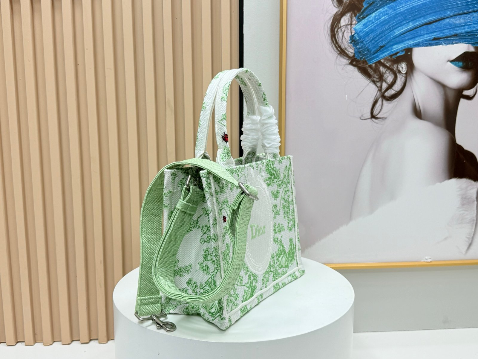 Dior Book Tote pequeño con bandolera - Imagen 4