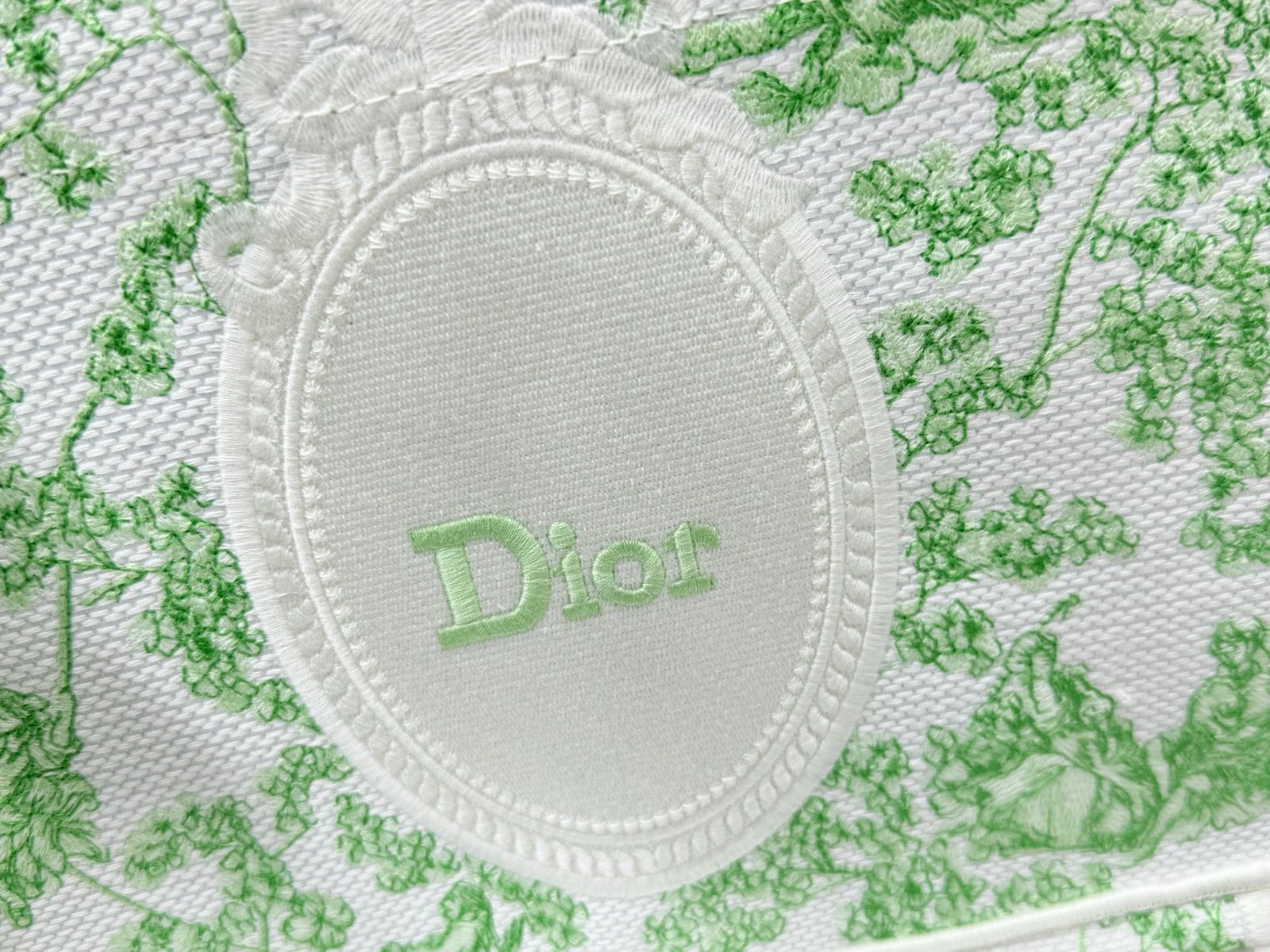 Dior Book Tote pequeño con bandolera - Imagen 6