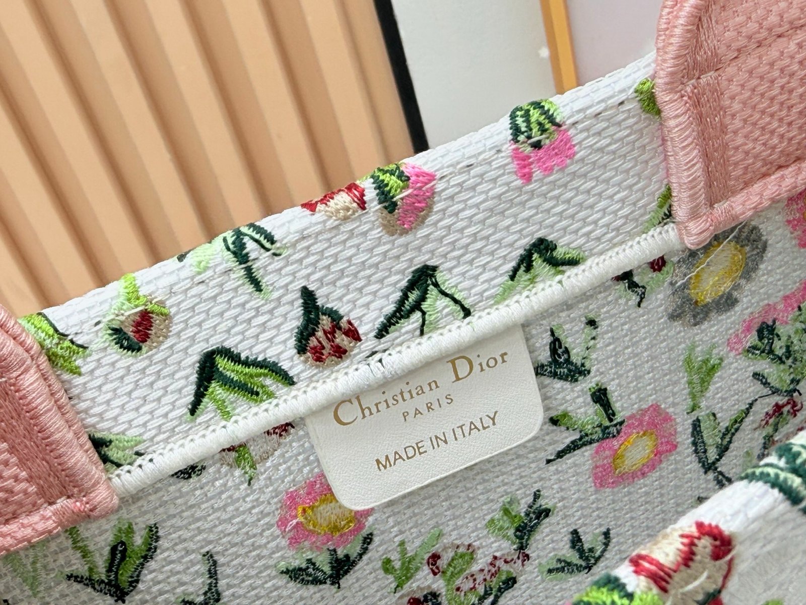 Dior Book Tote pequeño con bandolera - Imagen 9
