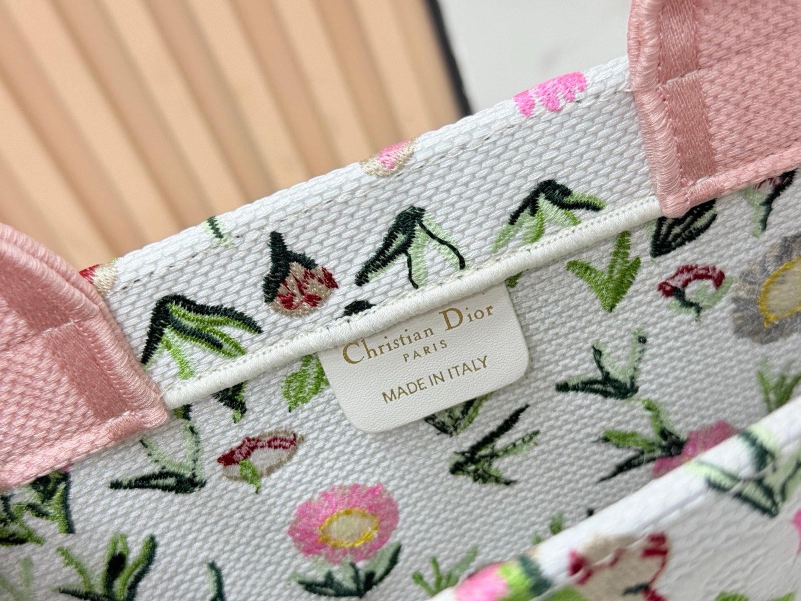 Dior Book Tote mediano con bandolera - Imagen 9