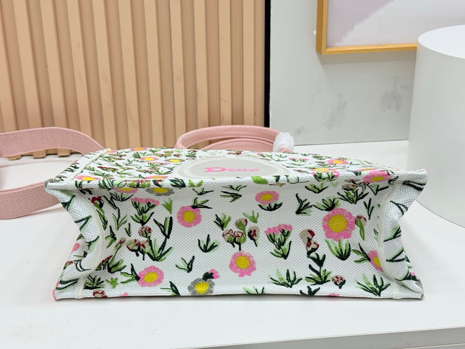 Dior Book Tote mediano con bandolera - Imagen 7