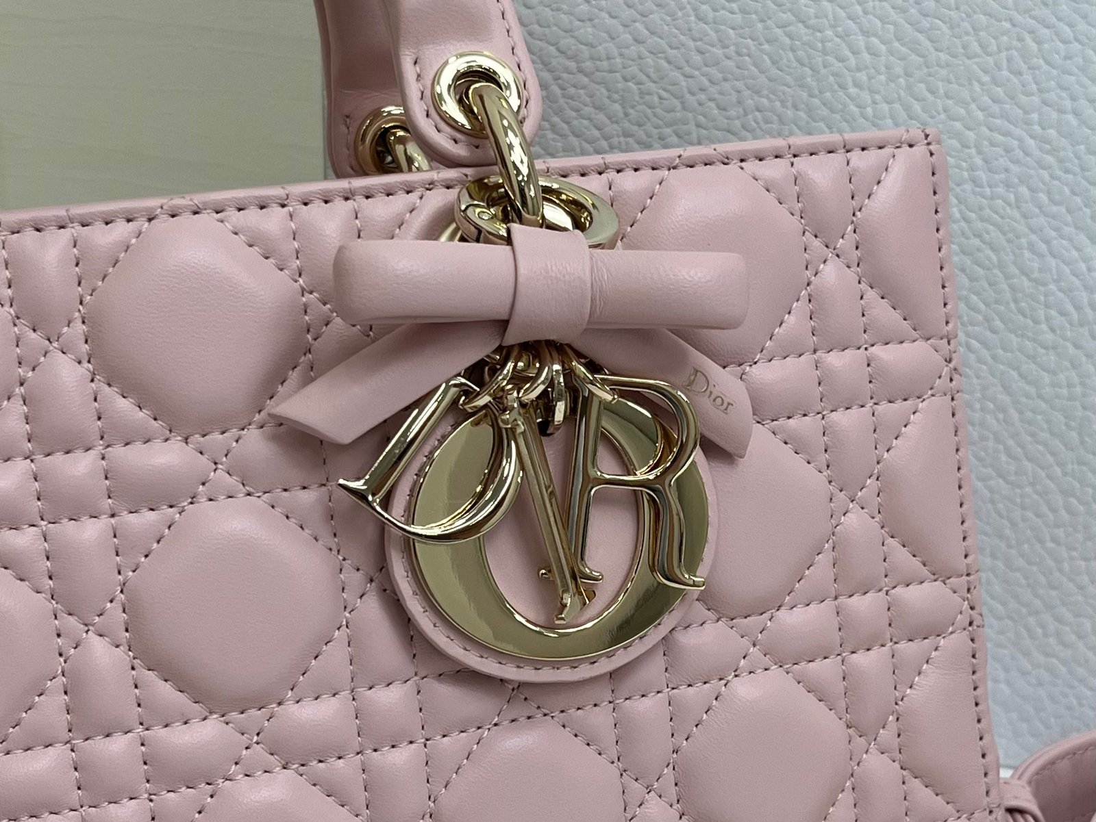 Bolso mediano Lady D-Joy Dior - Imagen 5