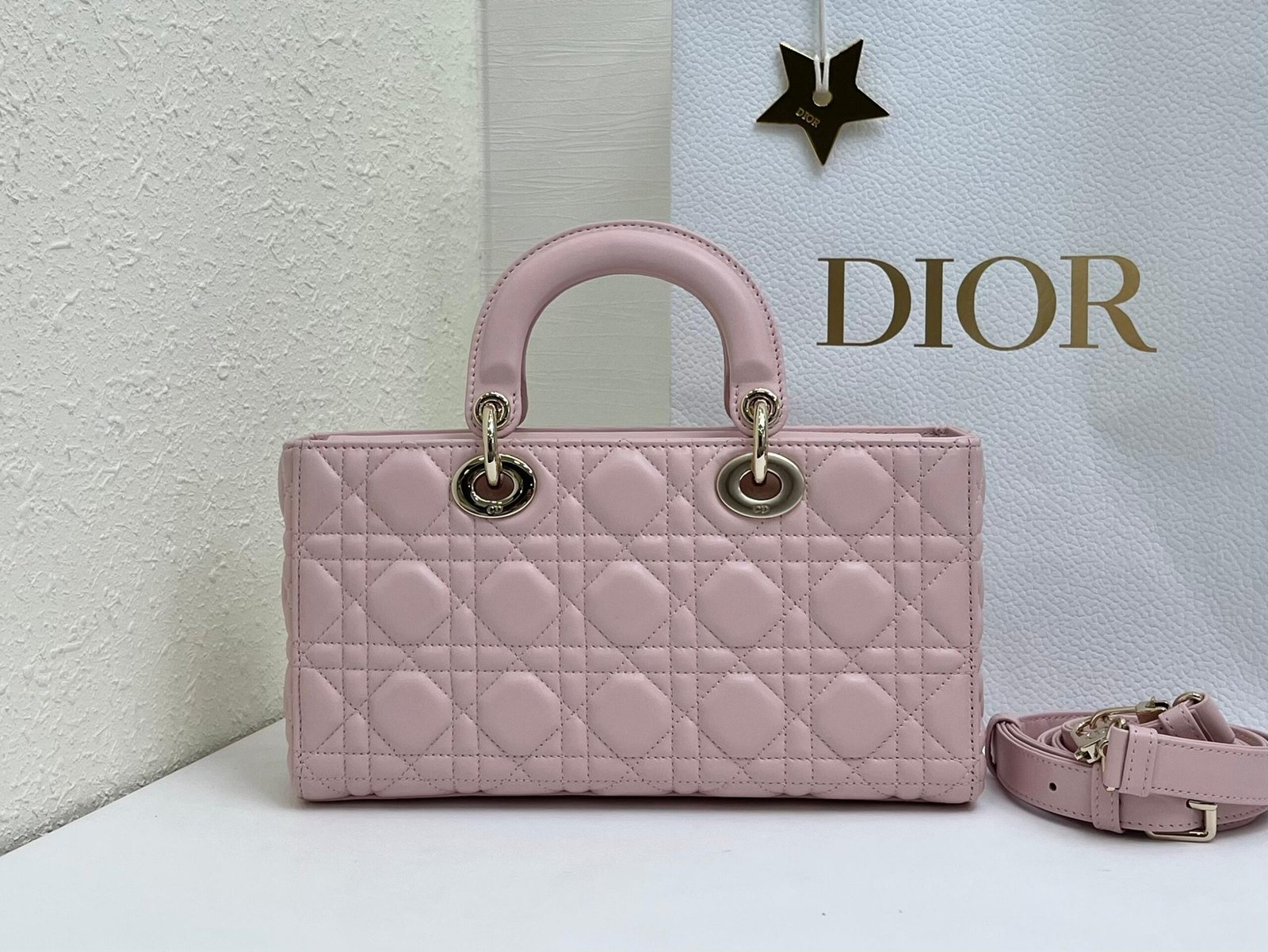 Bolso mediano Lady D-Joy Dior - Imagen 3