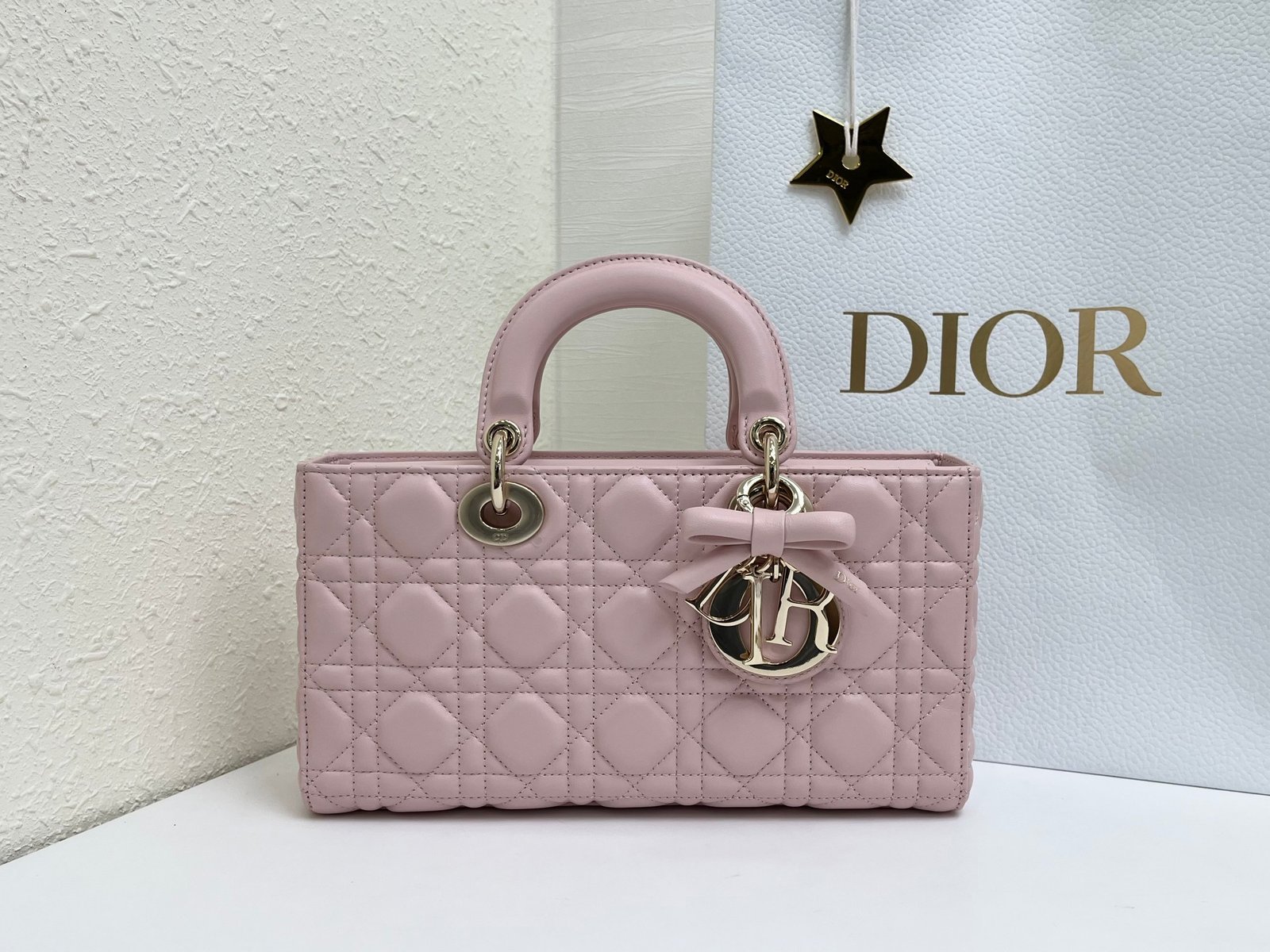 Bolso mediano Lady D-Joy Dior - Imagen 6