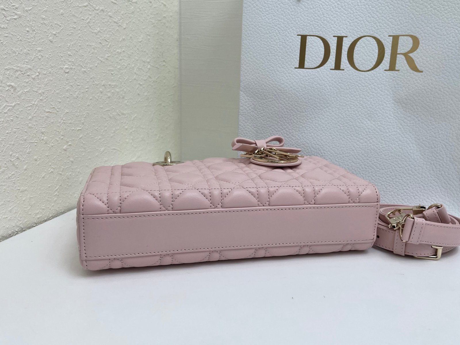 Bolso mediano Lady D-Joy Dior - Imagen 7