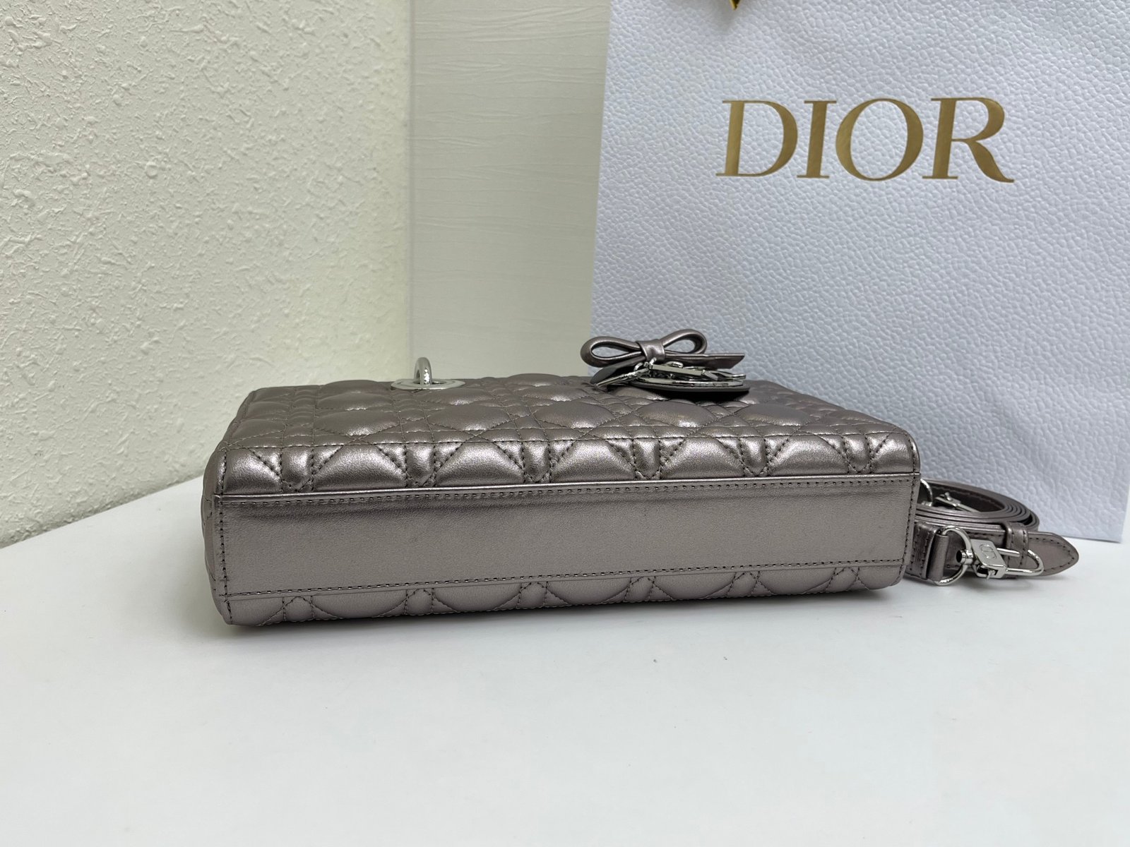 Bolso mediano Lady D-Joy Dior - Imagen 7