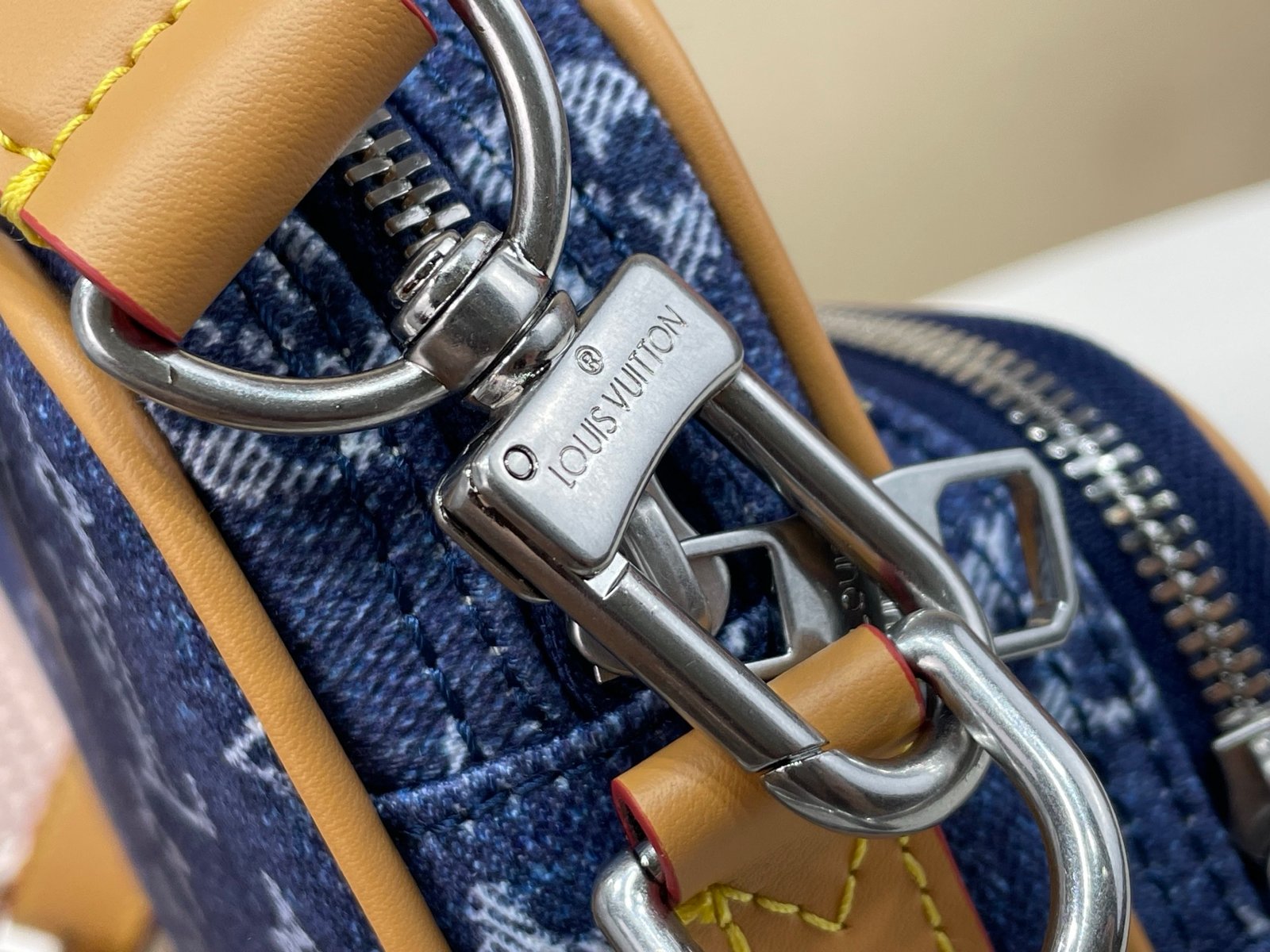 Bolso Nil Louis Vuitton - Imagen 7