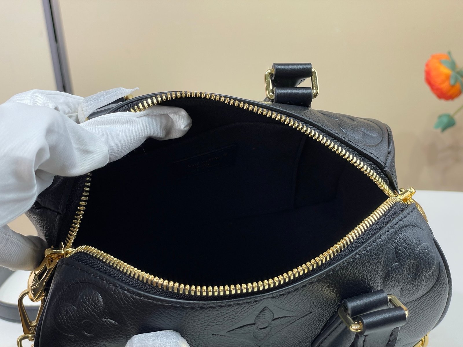Bolso Speedy 20 con bandolera Louis Vuitton - Imagen 9