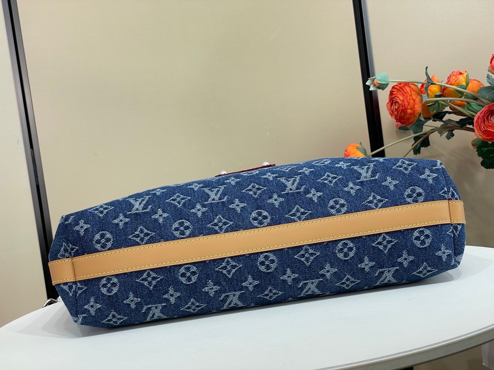 Bolso Vagabond Hobo Louis Vuitton - Imagen 4