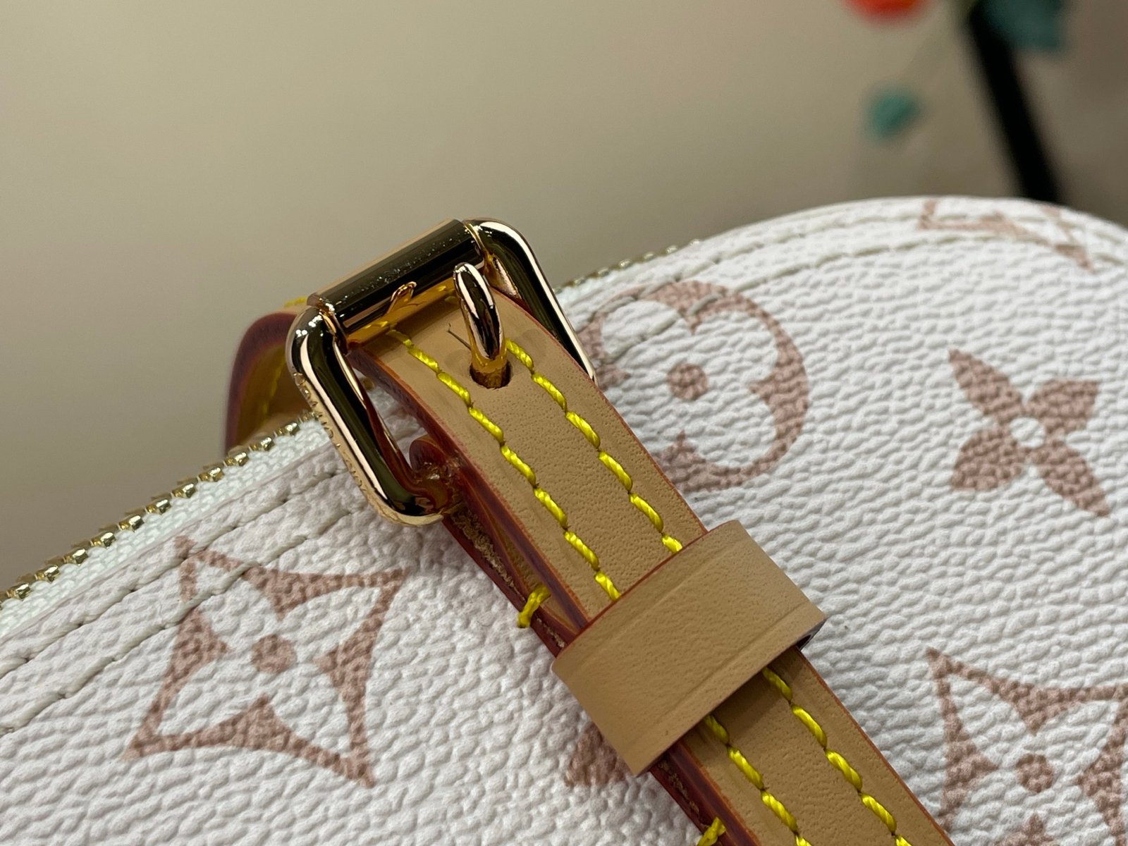 Bolso Squire East-West Louis Vuitton - Imagen 5